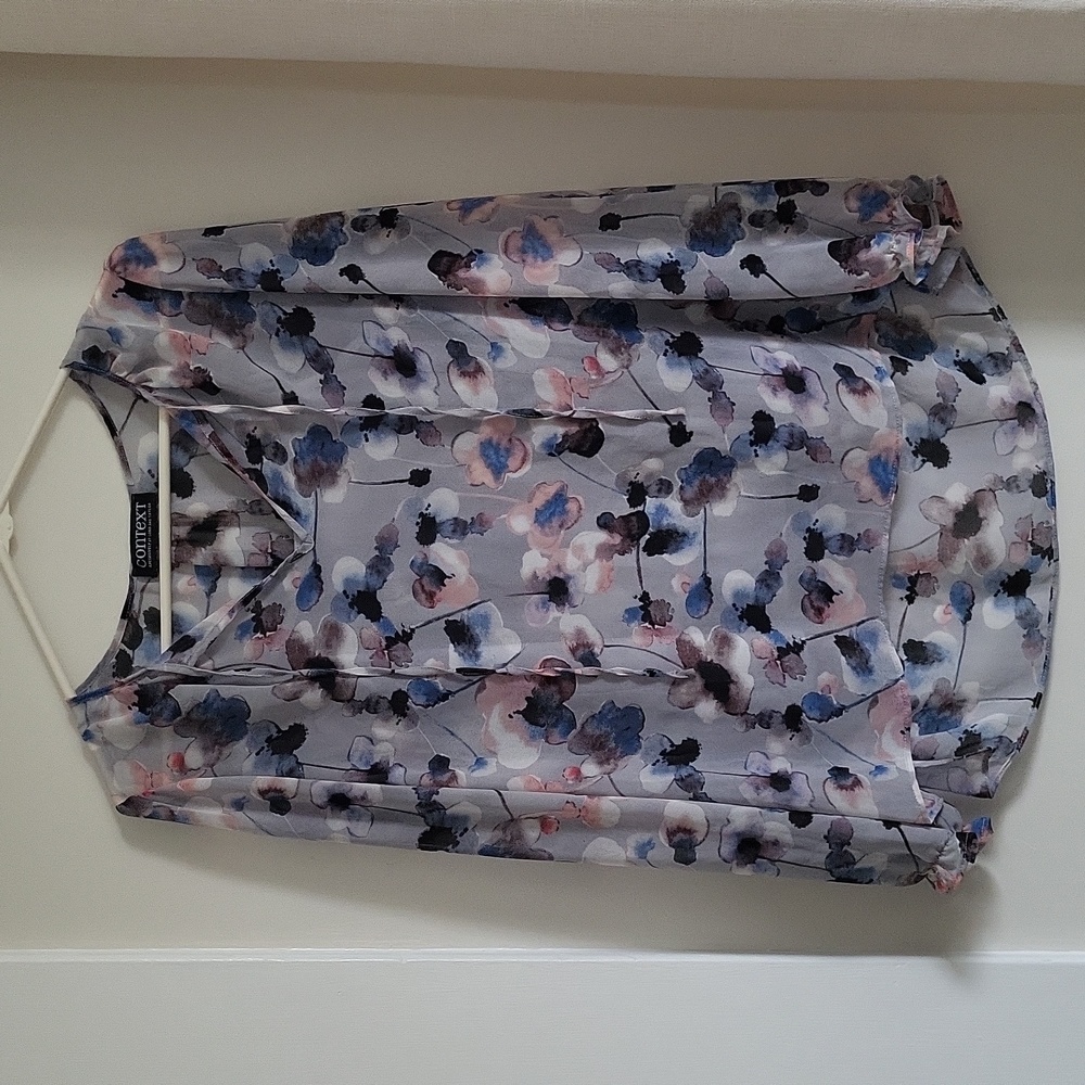 Context blouse, size small